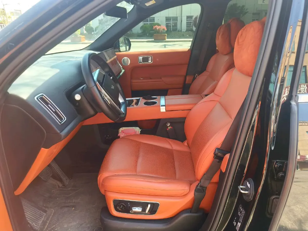 2023 Li L8 Range Extended 154HP REEV 40.9KWH,autocango,china used car exporter,china ev exporter,chinese used car exporter,chinese used ev exporter