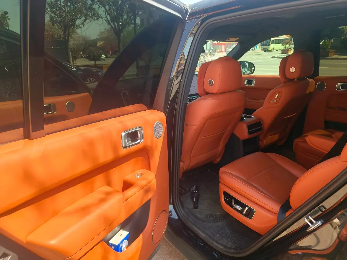 2023 Li L8 Range Extended 154HP REEV 40.9KWH,autocango,china used car exporter,china ev exporter,chinese used car exporter,chinese used ev exporter