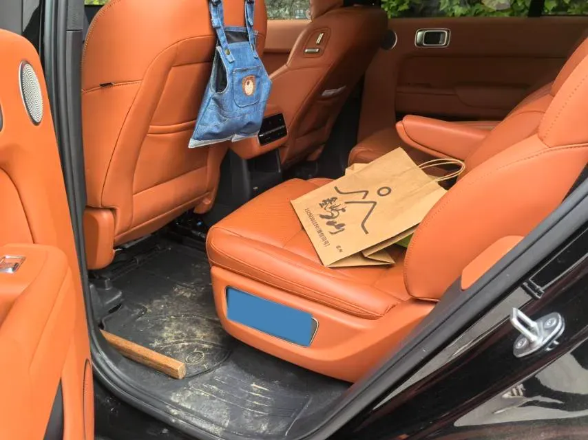 2023 Li L8 Range Extended 154HP REEV 40.9KWH,autocango,china used car exporter,china ev exporter,chinese used car exporter,chinese used ev exporter