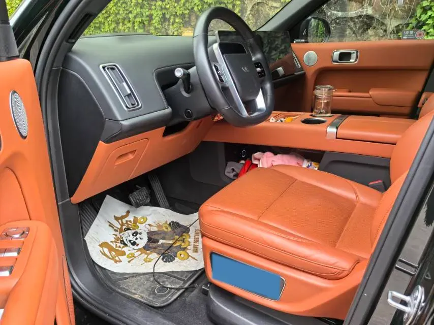 2023 Li L8 Range Extended 154HP REEV 40.9KWH,autocango,china used car exporter,china ev exporter,chinese used car exporter,chinese used ev exporter