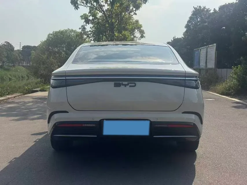 2024 BYD Seal 1.5L 110HP L4 E-CVT PHEV 17.6KWH,autocango,china used car exporter,china ev exporter,chinese used car exporter,chinese used ev exporter