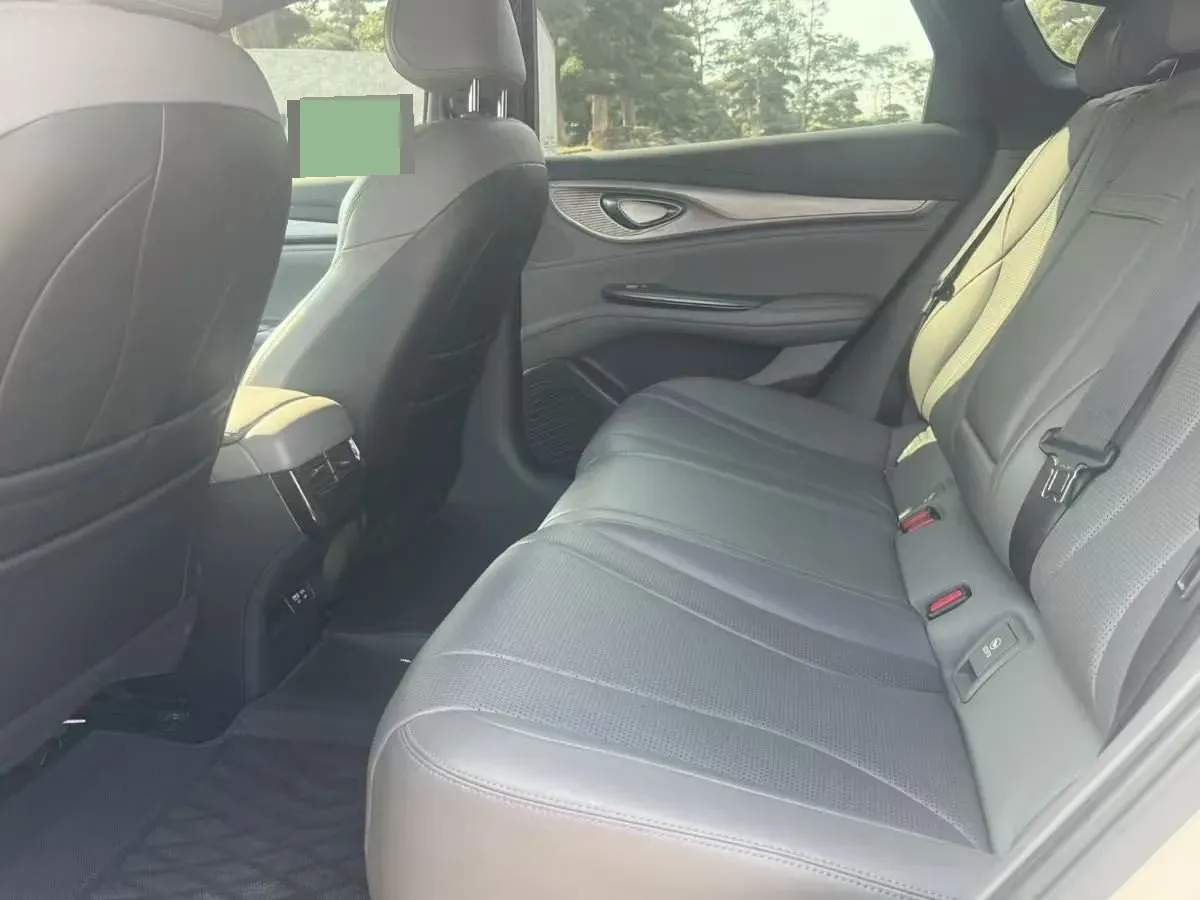 2024 BYD Seal 1.5L 110HP L4 E-CVT PHEV 17.6KWH,autocango,china used car exporter,china ev exporter,chinese used car exporter,chinese used ev exporter