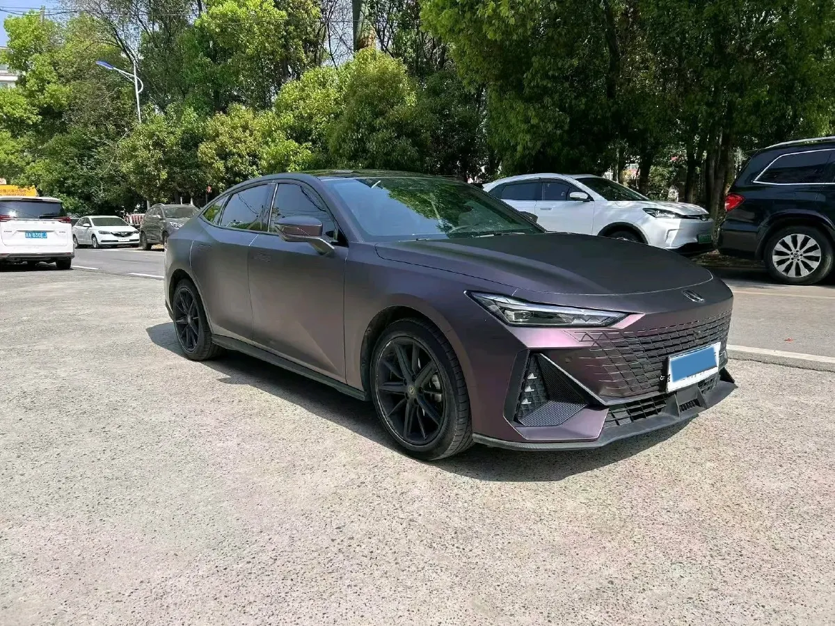 2023 ChangAn UNI-V 1.5T 188HP L4 7DCT,autocango,china used car exporter,china ev exporter,chinese used car exporter,chinese used ev exporter