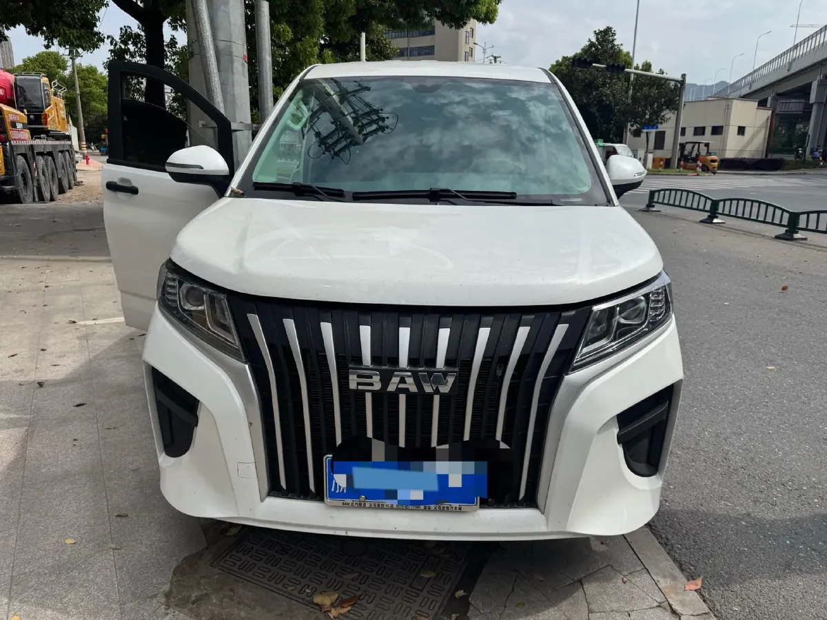 2025 BAW RuiSheng Trump M7 1.6L 124HP L4 5MT,autocango,china used car exporter,china ev exporter,chinese used car exporter,chinese used ev exporter