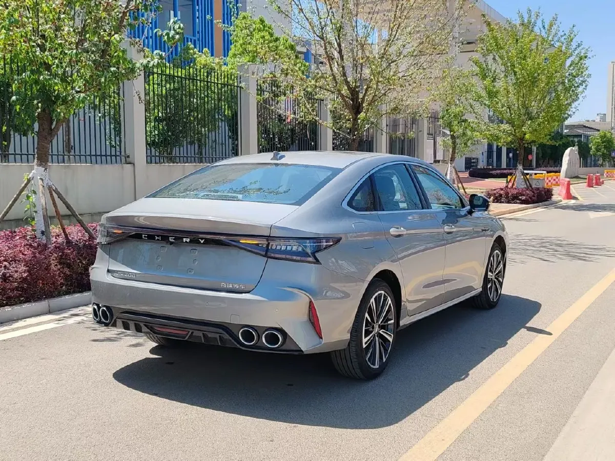 2025 Chery Arrizo 8 Pro 1.6T 197HP L4 7DCT,autocango,china used car exporter,china ev exporter,chinese used car exporter,chinese used ev exporter