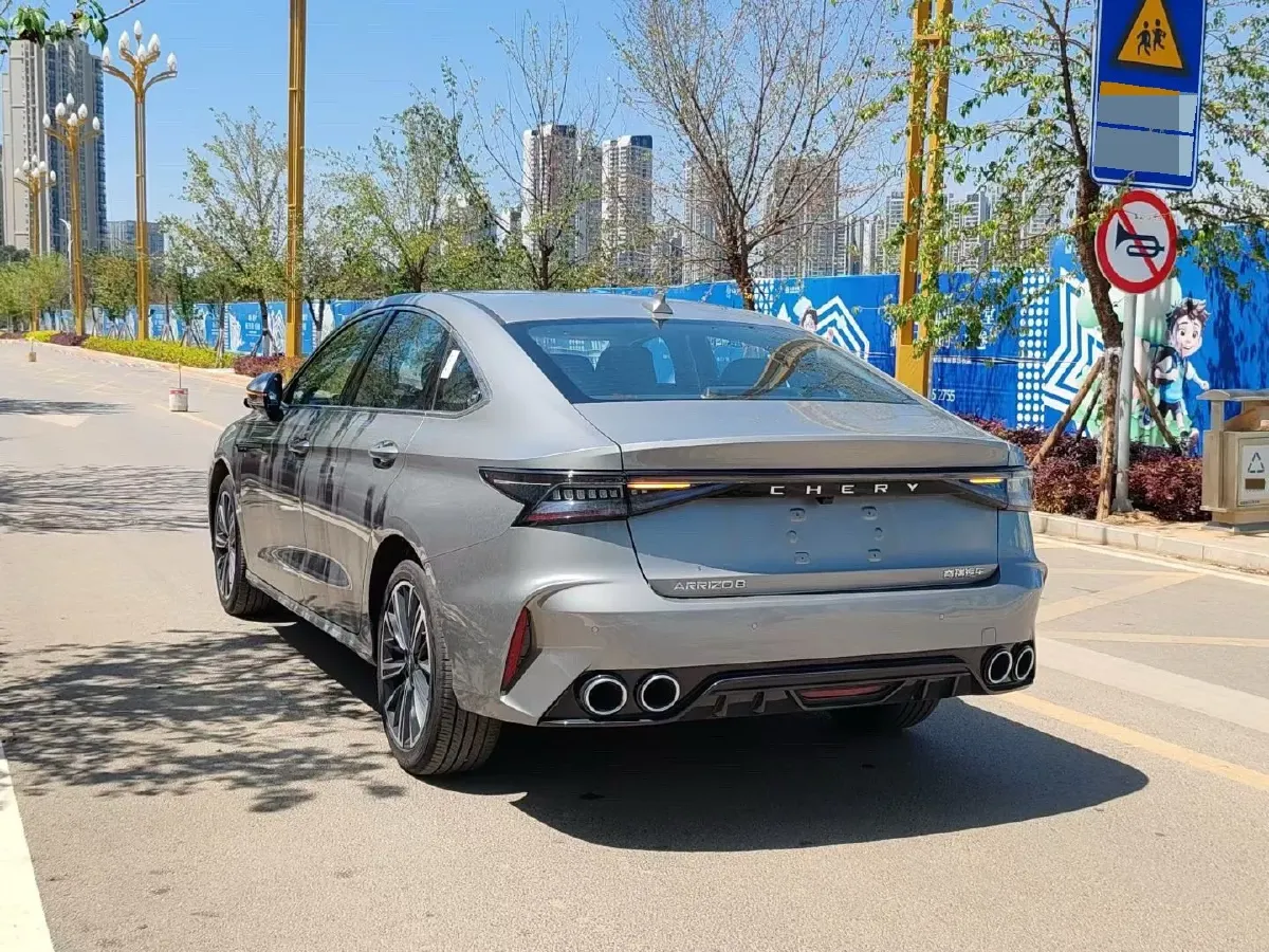 2025 Chery Arrizo 8 Pro 1.6T 197HP L4 7DCT,autocango,china used car exporter,china ev exporter,chinese used car exporter,chinese used ev exporter