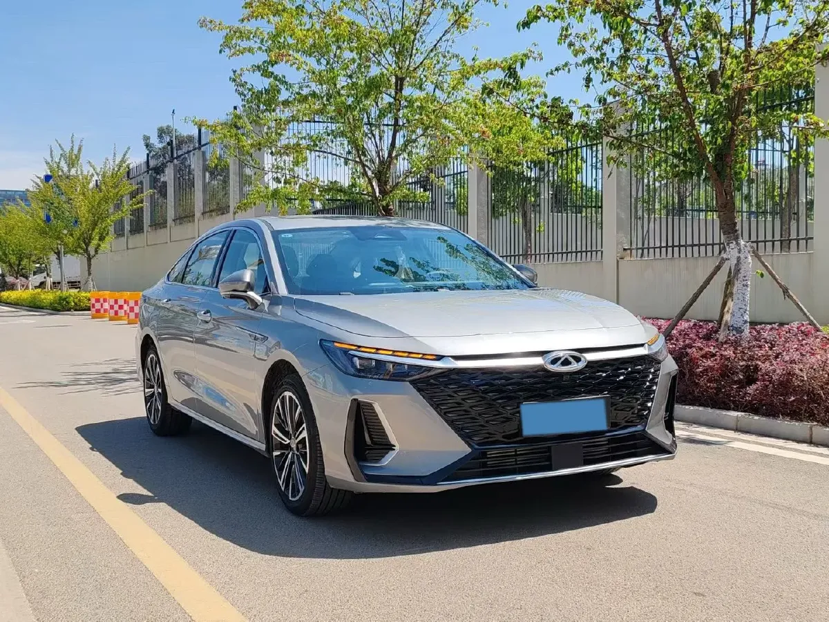 2025 Chery Arrizo 8 Pro 1.6T 197HP L4 7DCT,autocango,china used car exporter,china ev exporter,chinese used car exporter,chinese used ev exporter