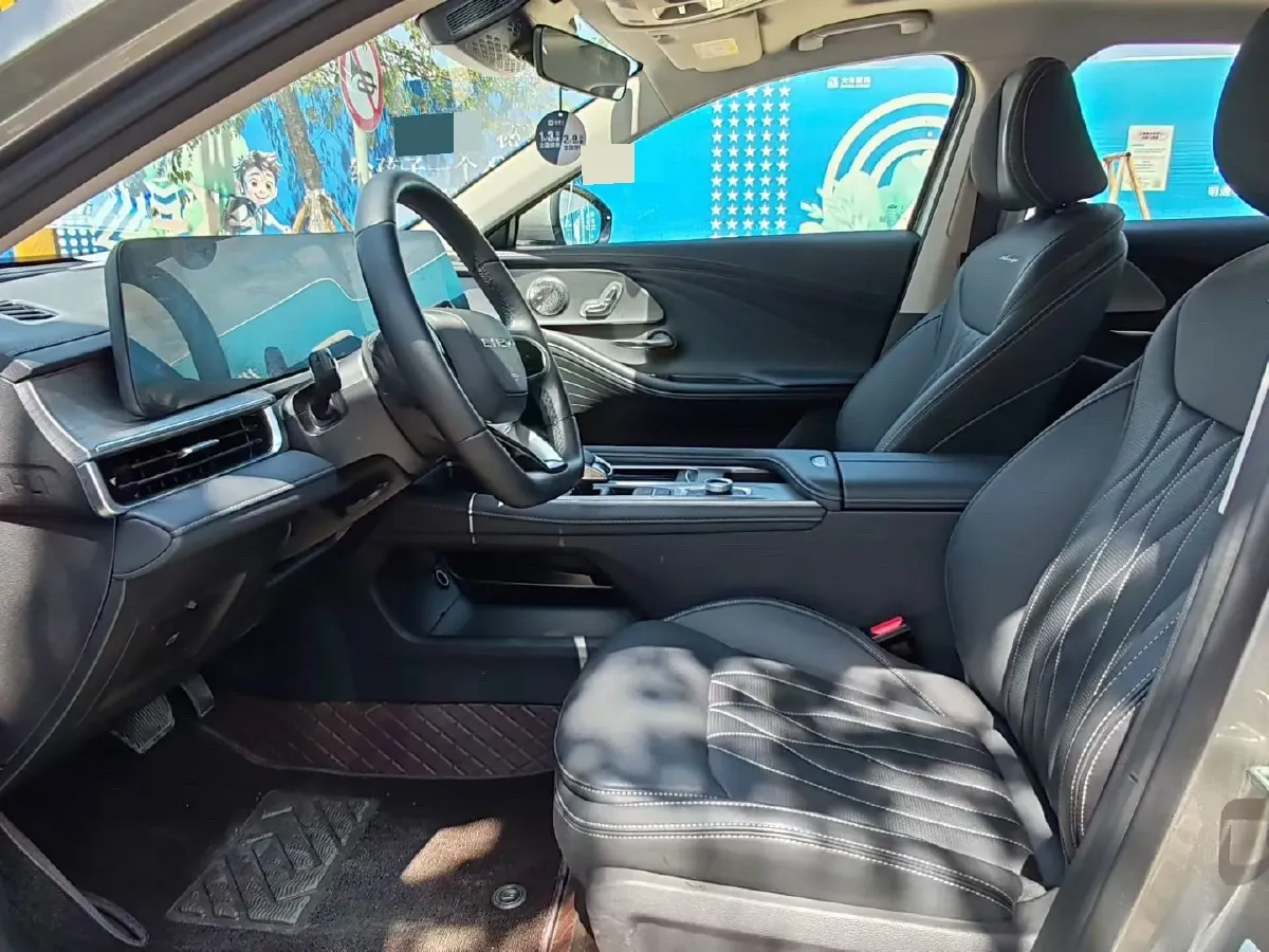 2025 Chery Arrizo 8 Pro 1.6T 197HP L4 7DCT,autocango,china used car exporter,china ev exporter,chinese used car exporter,chinese used ev exporter