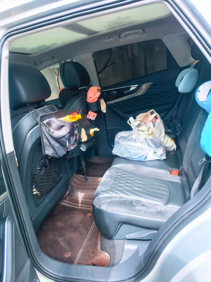 2019 HongQi HS5 2.0T 224HP L4 6AT,autocango,china used car exporter,china ev exporter,chinese used car exporter,chinese used ev exporter