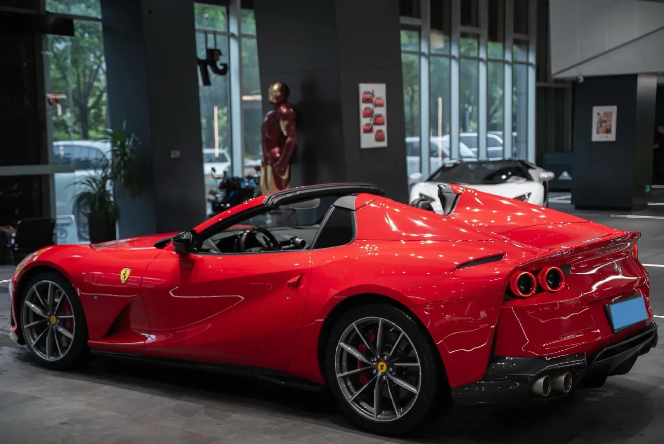 2020 Ferrari 812 6.5L 800HP V12 7DCT,autocango,china used car exporter,china ev exporter,chinese used car exporter,chinese used ev exporter
