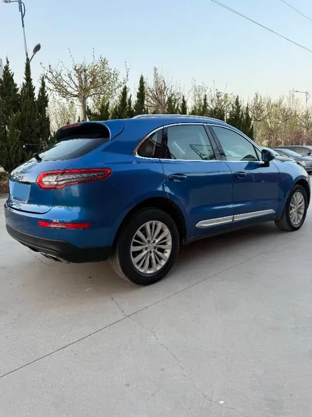 2017 Zotye SR9 2.0T 190HP L4 6DCT,autocango,china used car exporter,china ev exporter,chinese used car exporter,chinese used ev exporter