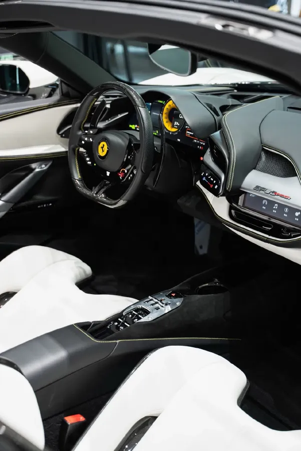 2021 Ferrari SF90 3.9T 781HP V8 8DCT PHEV 7.9KWH,autocango,china used car exporter,china ev exporter,chinese used car exporter,chinese used ev exporter