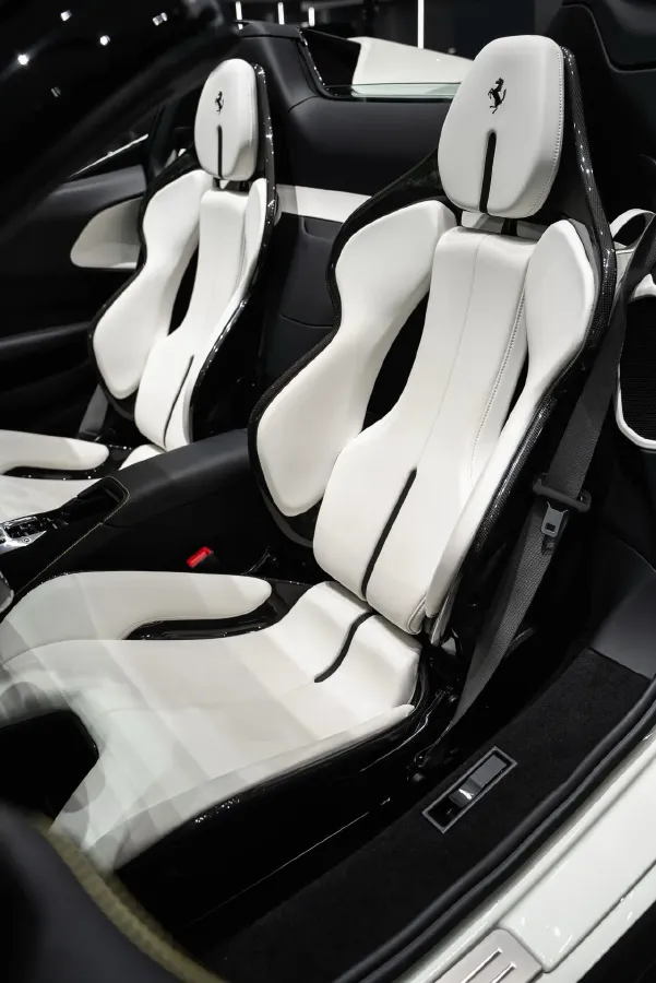 2021 Ferrari SF90 3.9T 781HP V8 8DCT PHEV 7.9KWH,autocango,china used car exporter,china ev exporter,chinese used car exporter,chinese used ev exporter