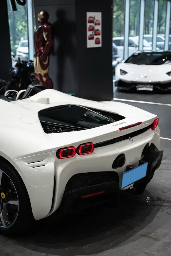 2021 Ferrari SF90 3.9T 781HP V8 8DCT PHEV 7.9KWH,autocango,china used car exporter,china ev exporter,chinese used car exporter,chinese used ev exporter