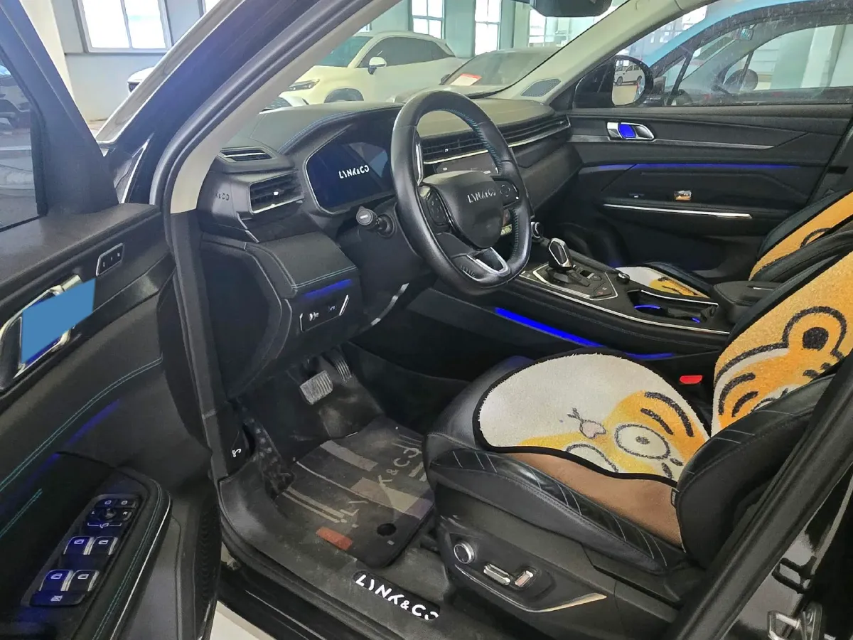 2020 LYNK&CO 05 2.0T 254HP L4 8AT,autocango,china used car exporter,china ev exporter,chinese used car exporter,chinese used ev exporter