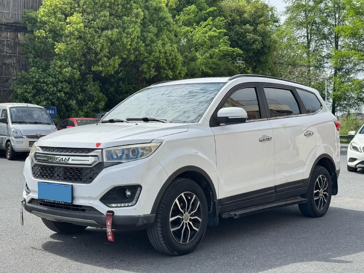 2017 LiFan XuanLang 1.8L 133HP L4 5MT,autocango,china used car exporter,china ev exporter,chinese used car exporter,chinese used ev exporter