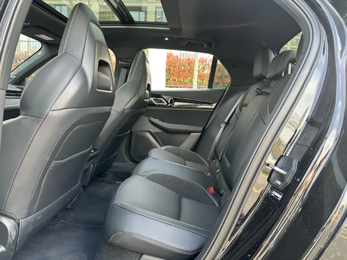 2025 LYNK&CO 03 2.0T 254HP L4 7DCT,autocango,china used car exporter,china ev exporter,chinese used car exporter,chinese used ev exporter