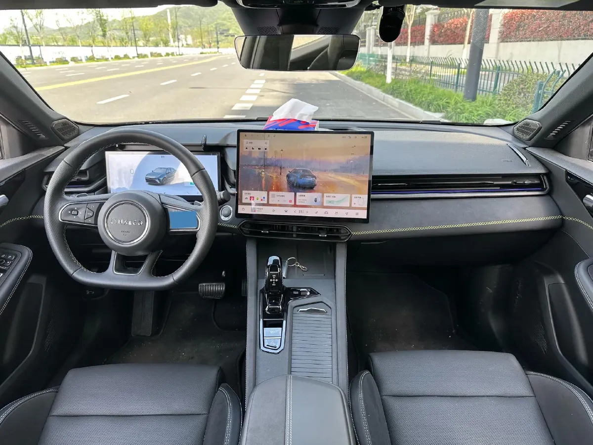 2025 LYNK&CO 03 2.0T 254HP L4 7DCT,autocango,china used car exporter,china ev exporter,chinese used car exporter,chinese used ev exporter