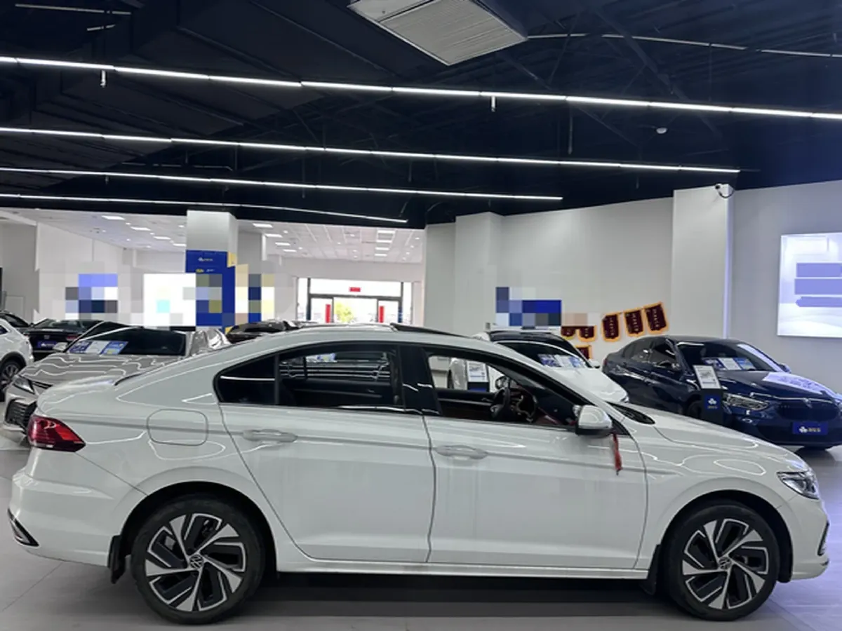 2024 Volkswagen Bora 1.2T 116HP L4 7DCT,autocango,china used car exporter,china ev exporter,chinese used car exporter,chinese used ev exporter