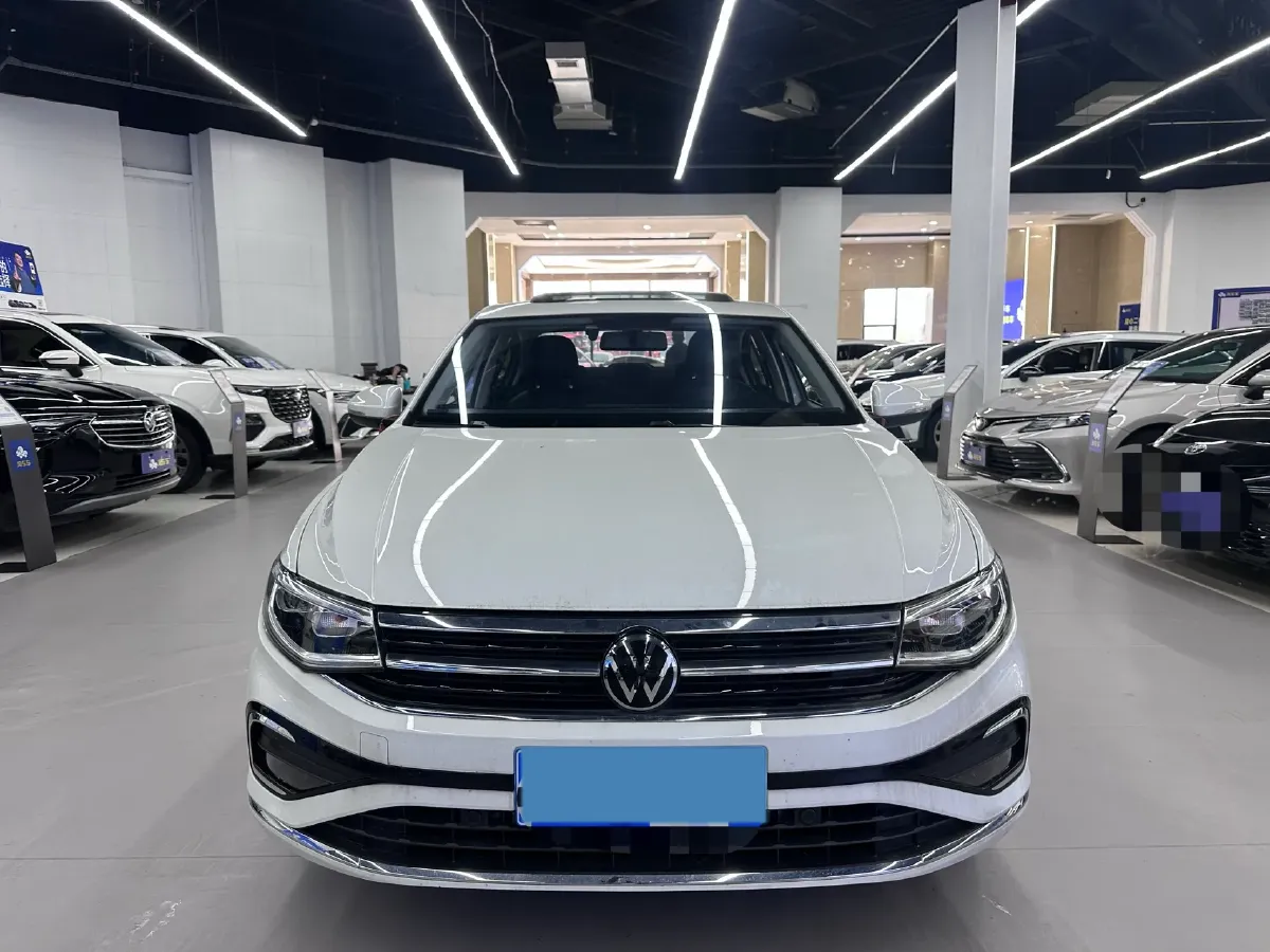 2024 Volkswagen Bora 1.2T 116HP L4 7DCT,autocango,china used car exporter,china ev exporter,chinese used car exporter,chinese used ev exporter