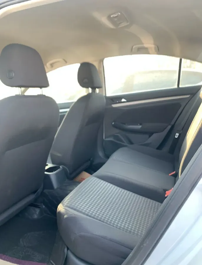 2019 MAXUS XinTu V80 2.5T 136HP L4 6MT,autocango,china used car exporter,china ev exporter,chinese used car exporter,chinese used ev exporter