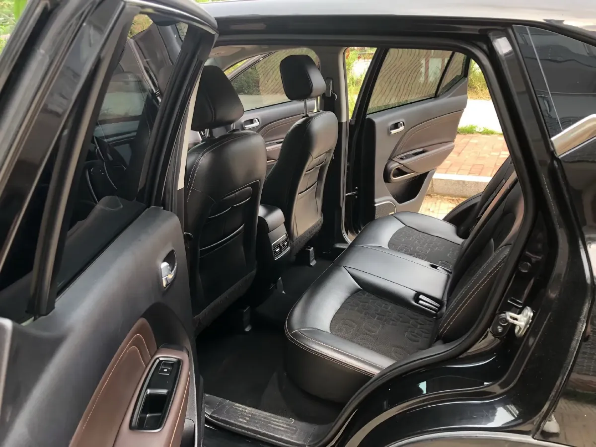 2019 GAC Trumpchi GS3 1.5T 163HP L3 7DCT,autocango,china used car exporter,china ev exporter,chinese used car exporter,chinese used ev exporter