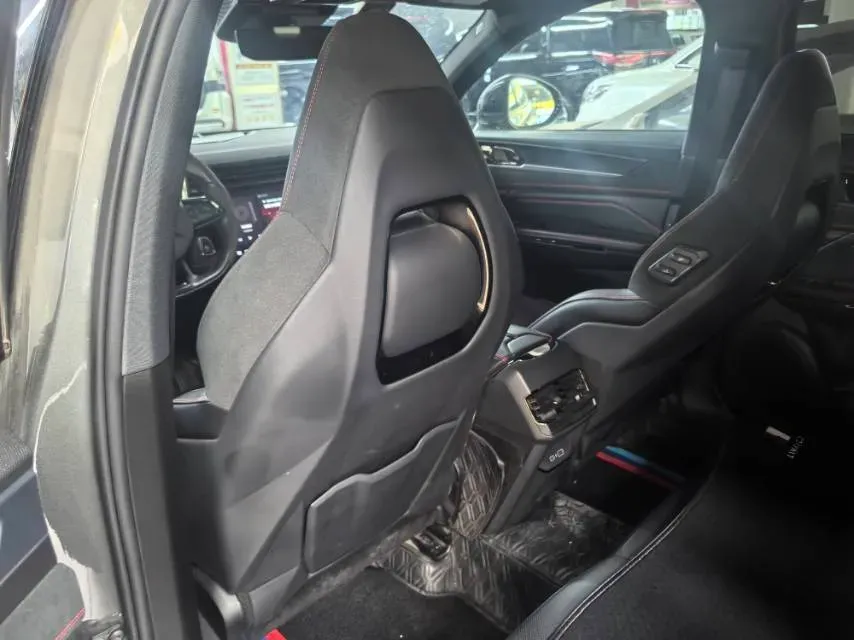 2020 LYNK&CO 05 2.0T 254HP L4 8AT,autocango,china used car exporter,china ev exporter,chinese used car exporter,chinese used ev exporter