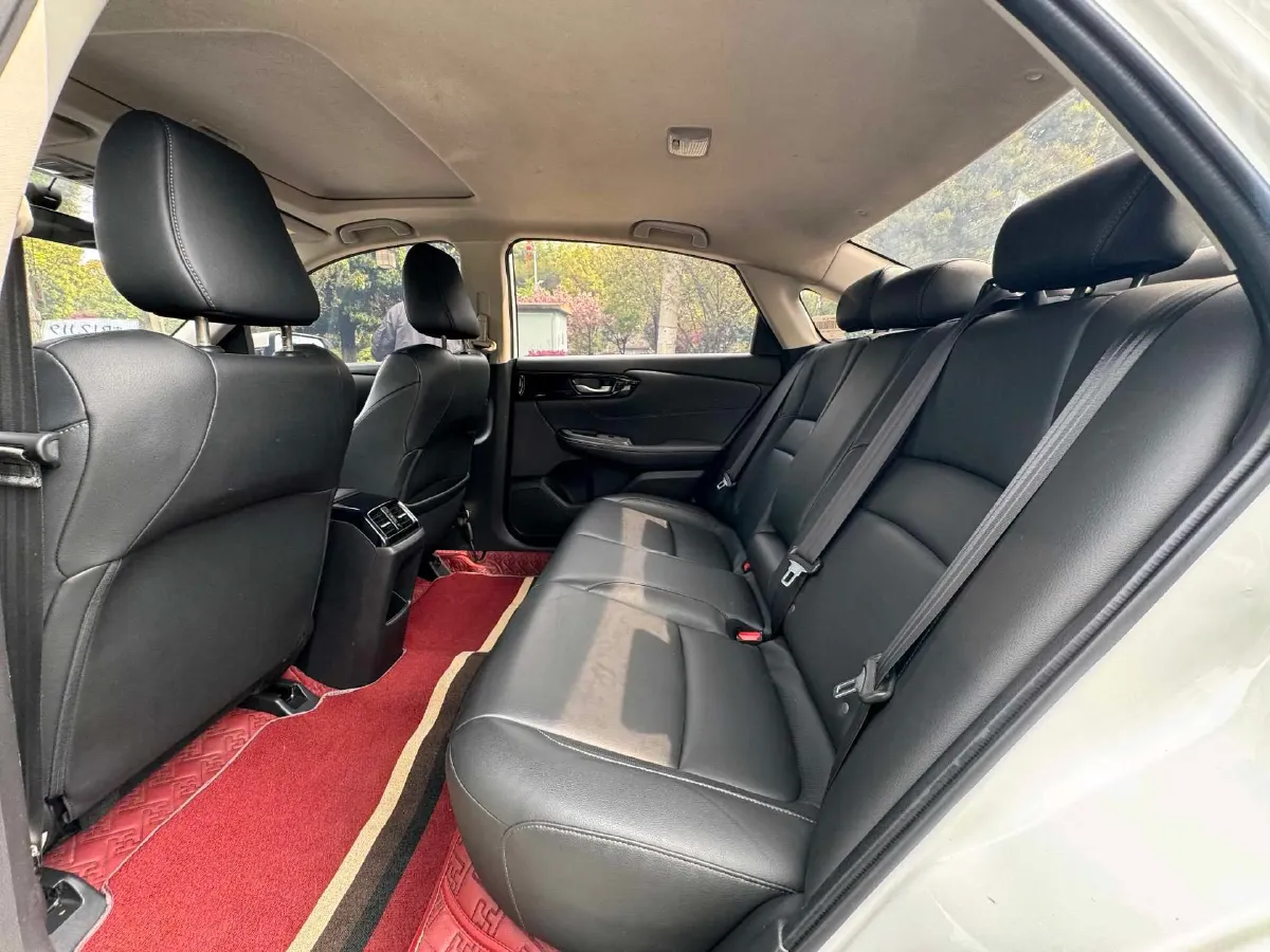 2024 Geely Okavango L 2.0T 218HP L4 7DCT,autocango,china used car exporter,china ev exporter,chinese used car exporter,chinese used ev exporter