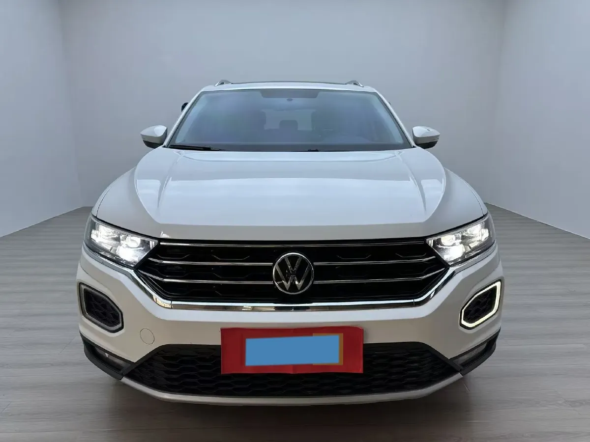 2021 Volkswagen T-Roc 1.4T 150HP L4 7DCT,autocango,china used car exporter,china ev exporter,chinese used car exporter,chinese used ev exporter