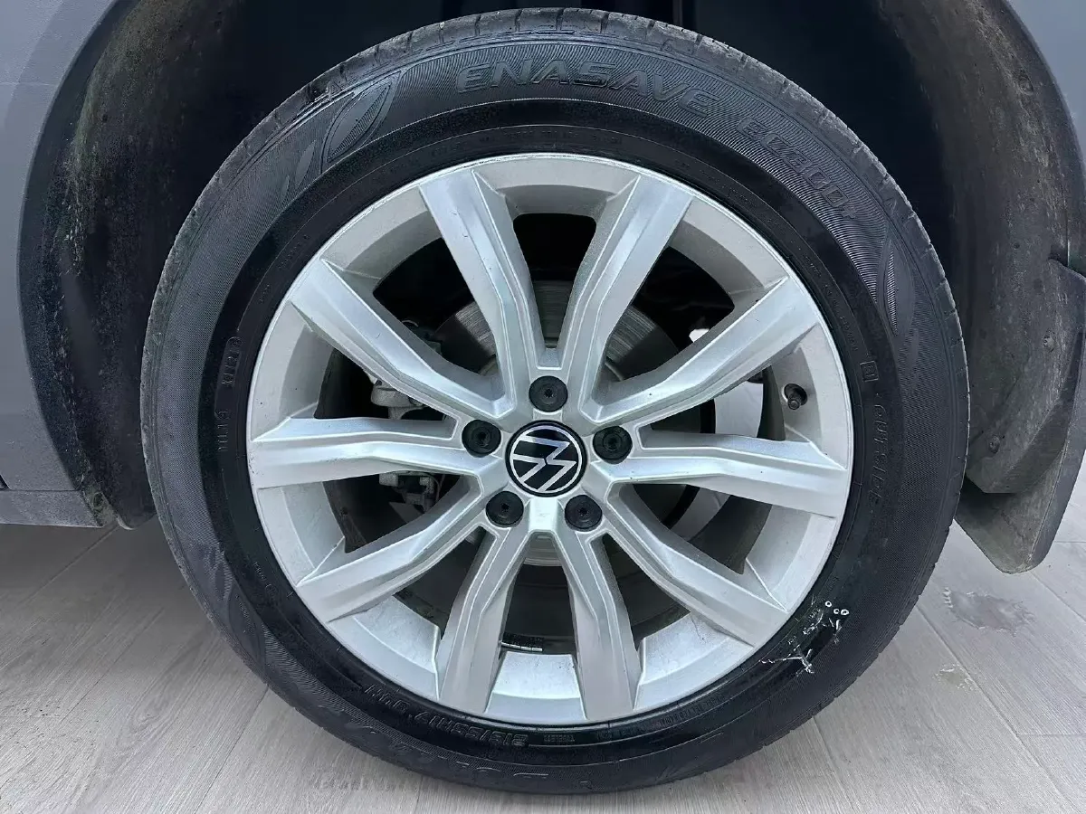 2021 Volkswagen T-Roc 1.4T 150HP L4 7DCT,autocango,china used car exporter,china ev exporter,chinese used car exporter,chinese used ev exporter