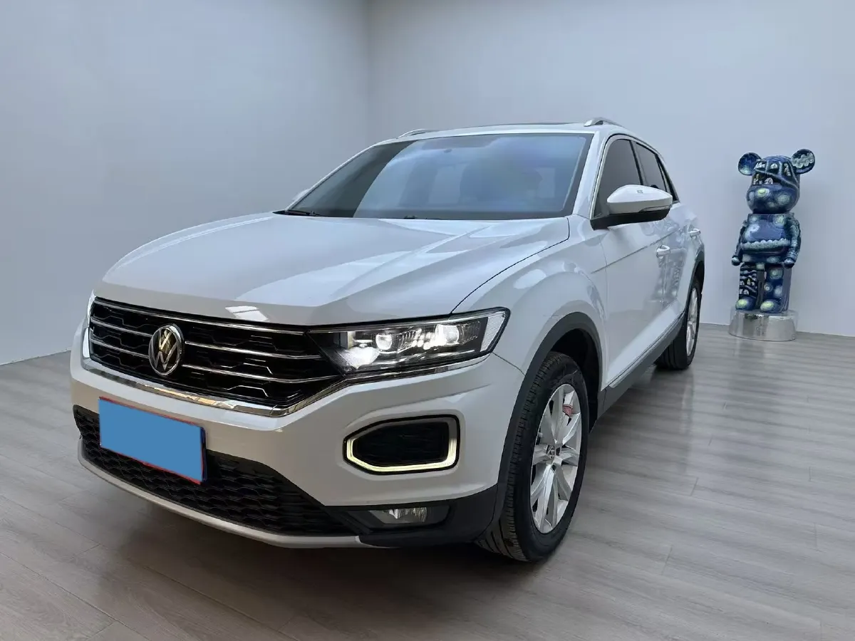 2021 Volkswagen T-Roc 1.4T 150HP L4 7DCT,autocango,china used car exporter,china ev exporter,chinese used car exporter,chinese used ev exporter