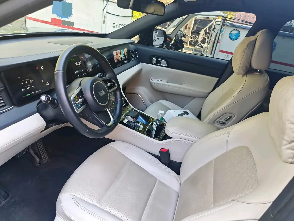 2021 Li ONE Range Extended 131HP REEV 40.5KWH,autocango,china used car exporter,china ev exporter,chinese used car exporter,chinese used ev exporter