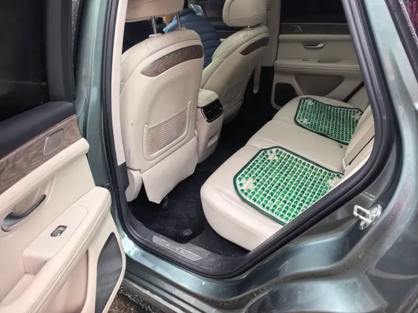 2022 JMC YuHu 7 2.0T 141HP L4 8AT,autocango,china used car exporter,china ev exporter,chinese used car exporter,chinese used ev exporter