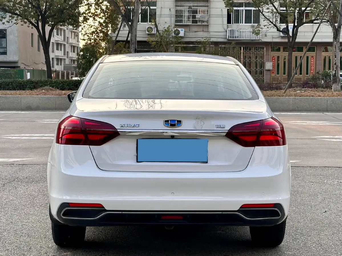 2018 Geely Emgrand 1.5L 109HP L4 5MT,autocango,china used car exporter,china ev exporter,chinese used car exporter,chinese used ev exporter