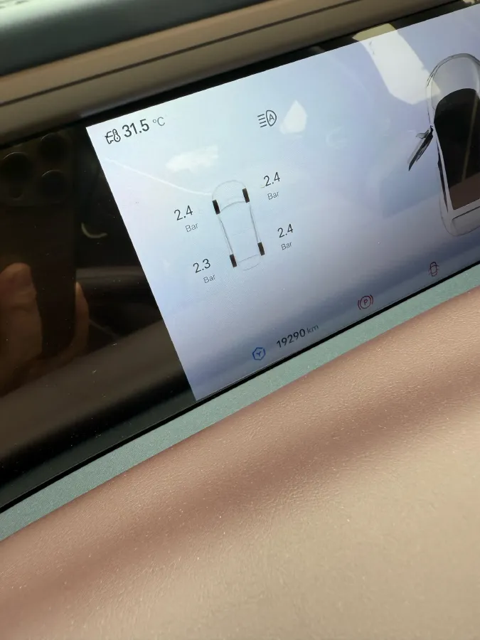 2025 Avatr 11 1.5T 156HP L4 REEV 39.05KWH,autocango,china used car exporter,china ev exporter,chinese used car exporter,chinese used ev exporter