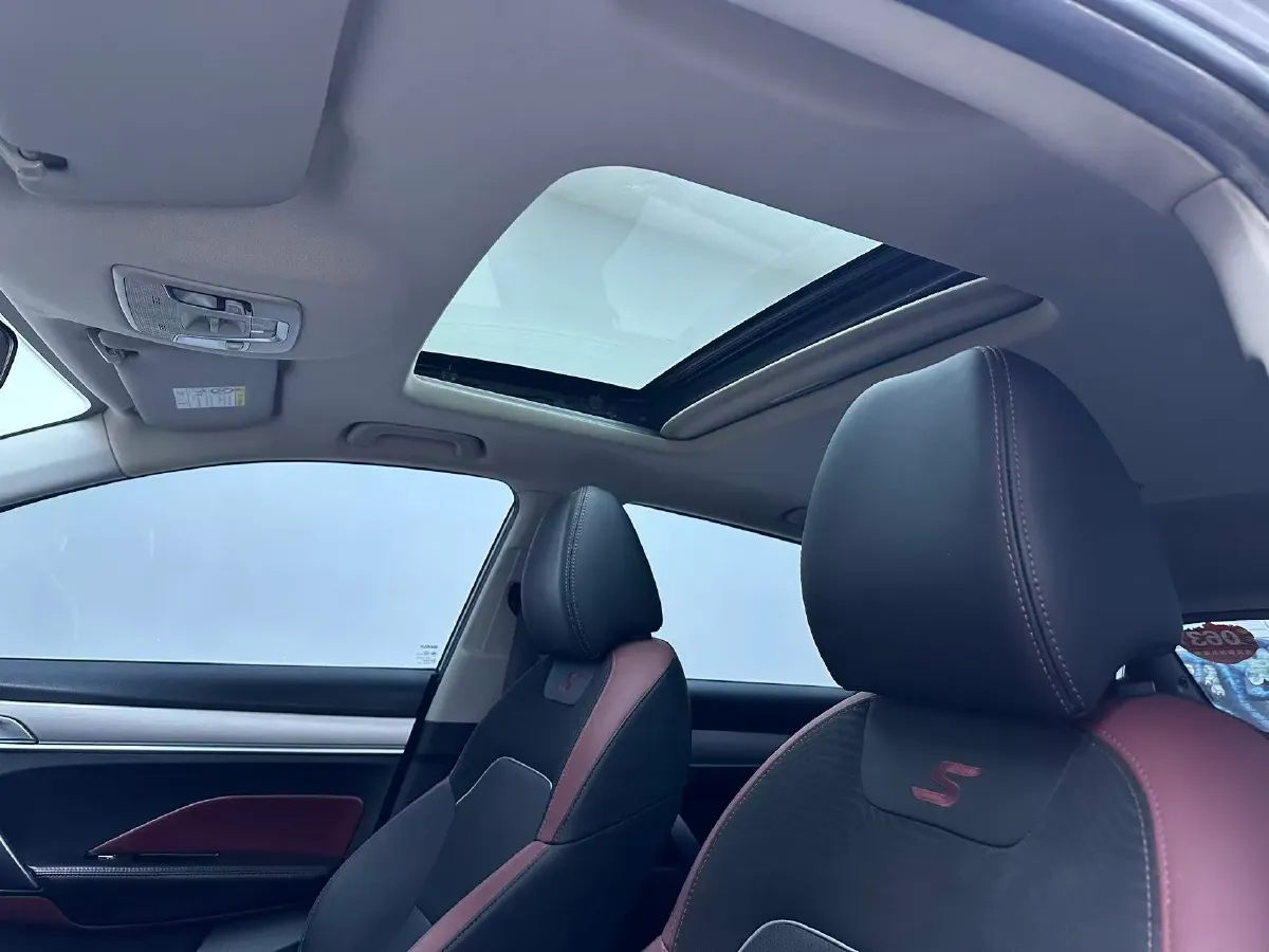 2021 Geely Coolray 1.4T 141HP L4 6DCT,autocango,china used car exporter,china ev exporter,chinese used car exporter,chinese used ev exporter