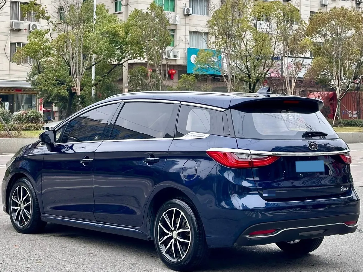 2017 BYD Song MAX 1.5T 154HP L4 6DCT,autocango,china used car exporter,china ev exporter,chinese used car exporter,chinese used ev exporter