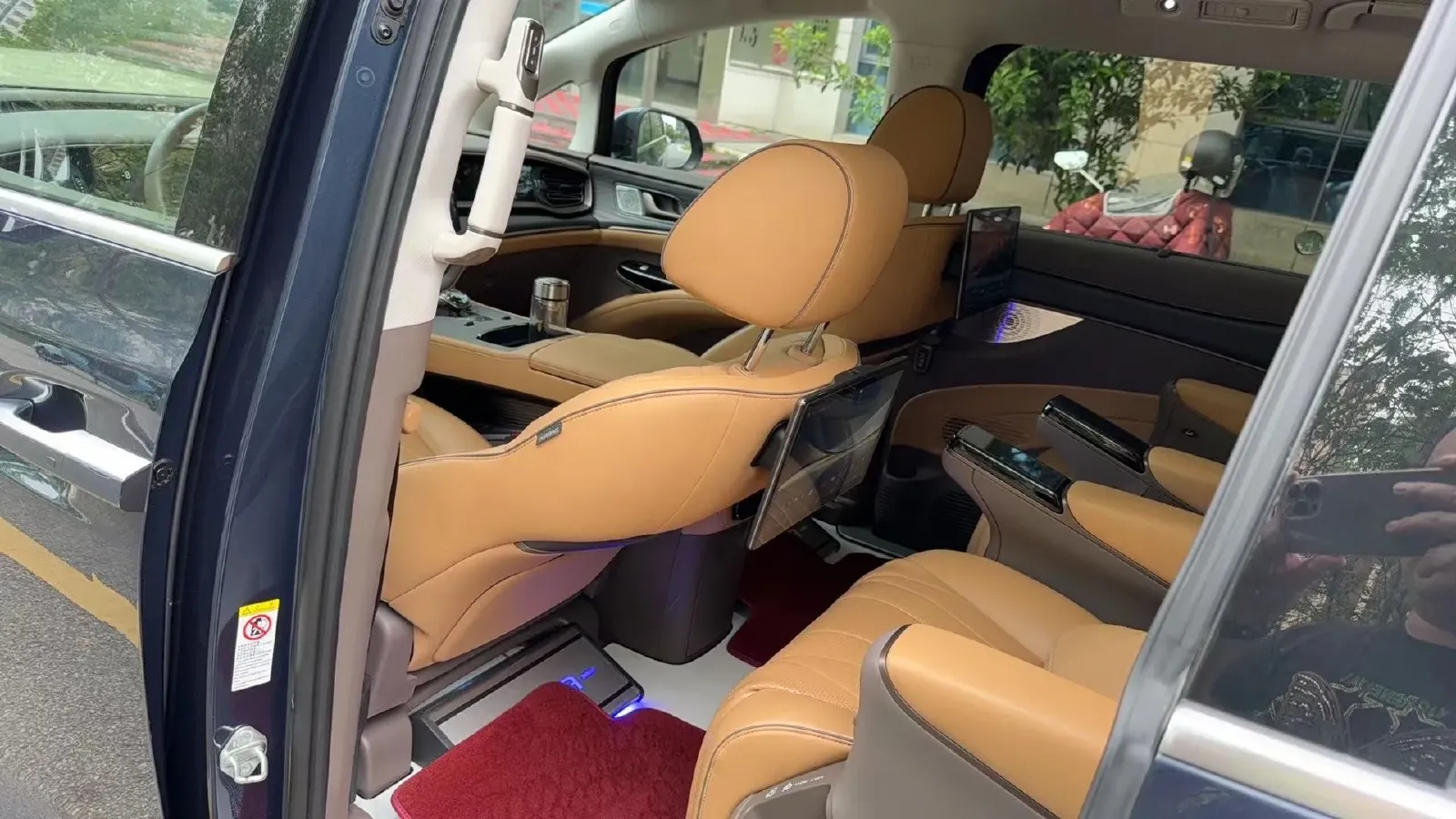 2022 Mercedes-Benz GLC Class 2.0T 197HP L4 9AT,autocango,china used car exporter,china ev exporter,chinese used car exporter,chinese used ev exporter