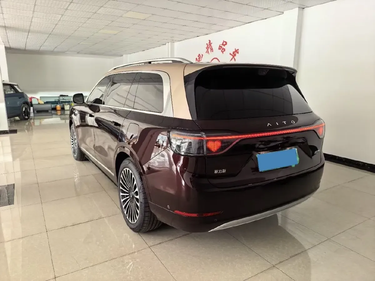 2025 AITO AITO M9 REEV 160HP REEV 52KWH,autocango,china used car exporter,china ev exporter,chinese used car exporter,chinese used ev exporter