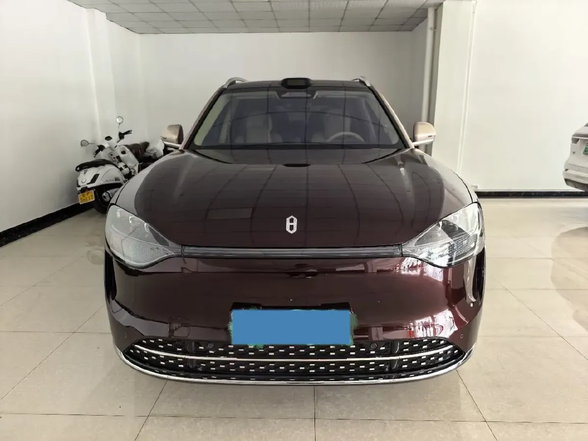 2025 AITO AITO M9 REEV 160HP REEV 52KWH,autocango,china used car exporter,china ev exporter,chinese used car exporter,chinese used ev exporter