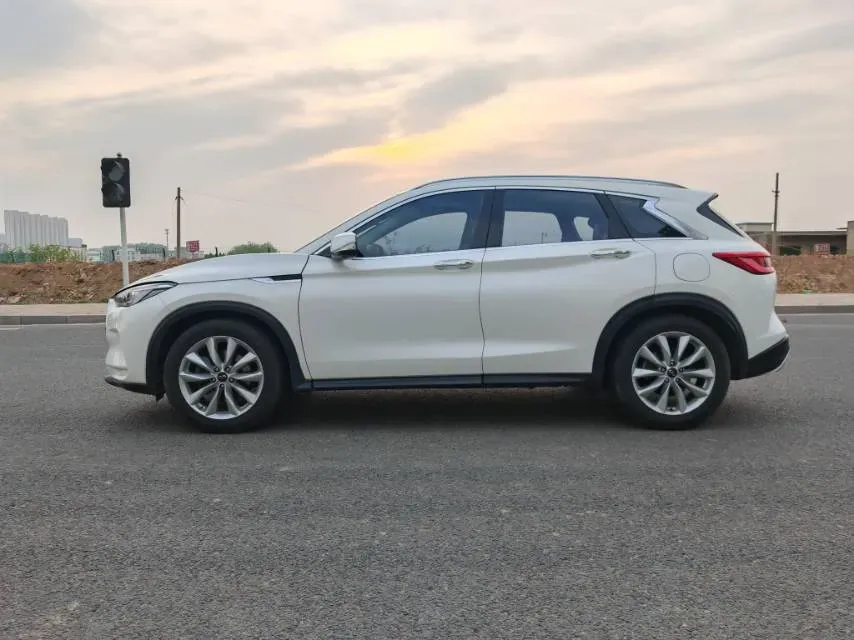 2018 Mitsubishi Pajero 3.0L 174HP V6 5AT,autocango,china used car exporter,china ev exporter,chinese used car exporter,chinese used ev exporter