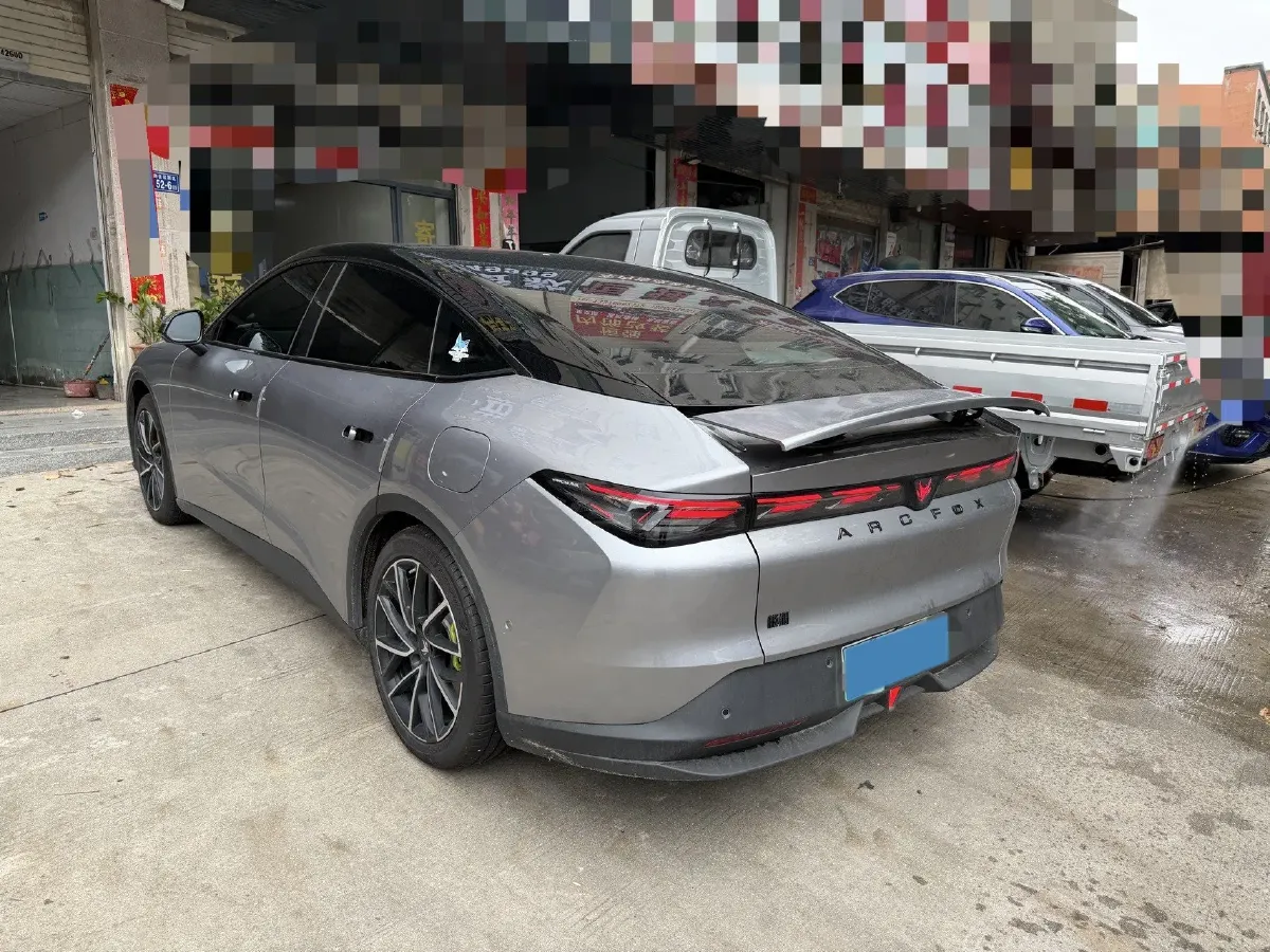 2024 ARCFOX αT5 BEV 79.2KWH,autocango,china used car exporter,china ev exporter,chinese used car exporter,chinese used ev exporter