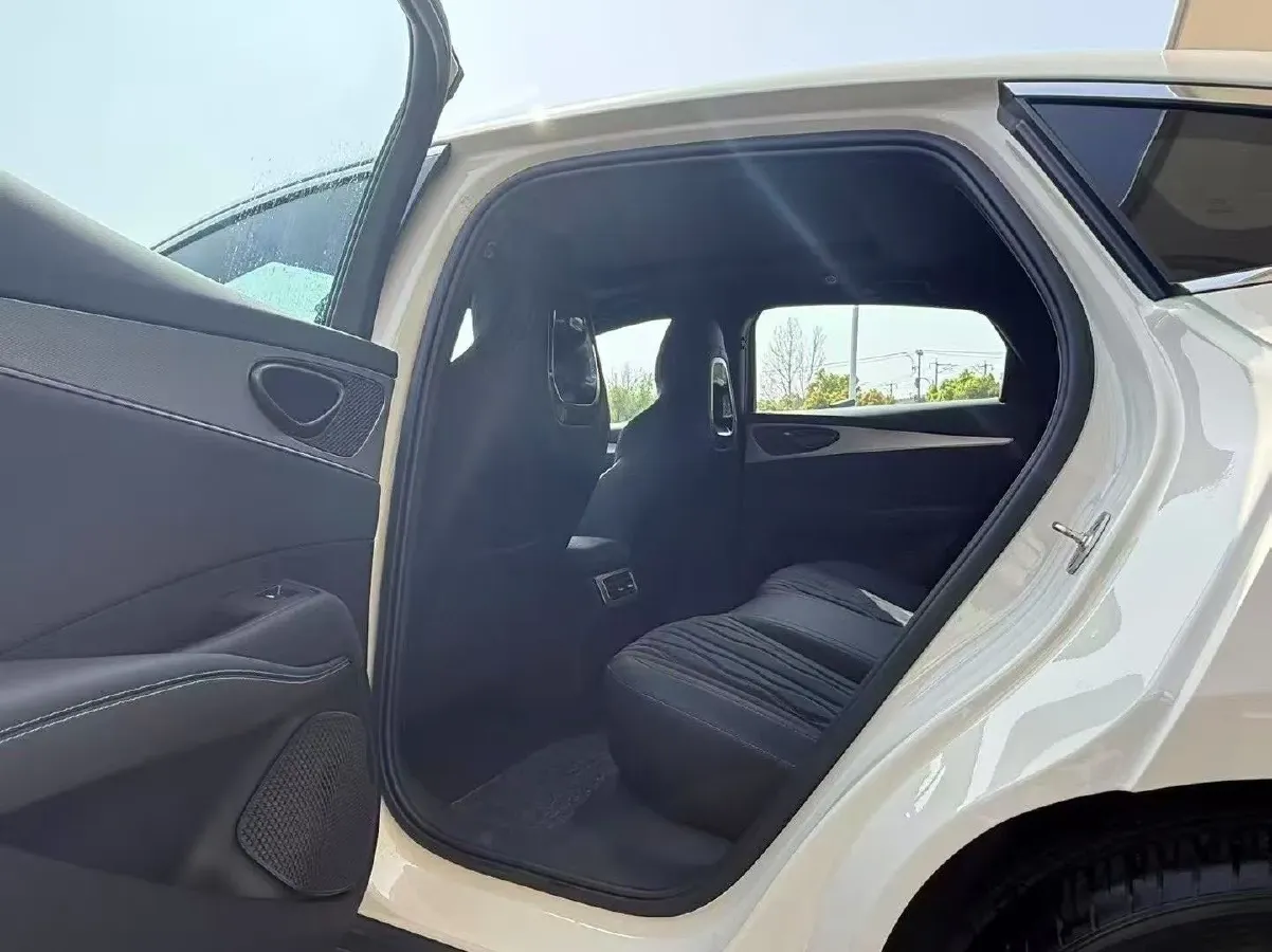 2025 BYD Seal 06 1.5L 101HP L4 E-CVT PHEV 15.87KWH,autocango,china used car exporter,china ev exporter,chinese used car exporter,chinese used ev exporter