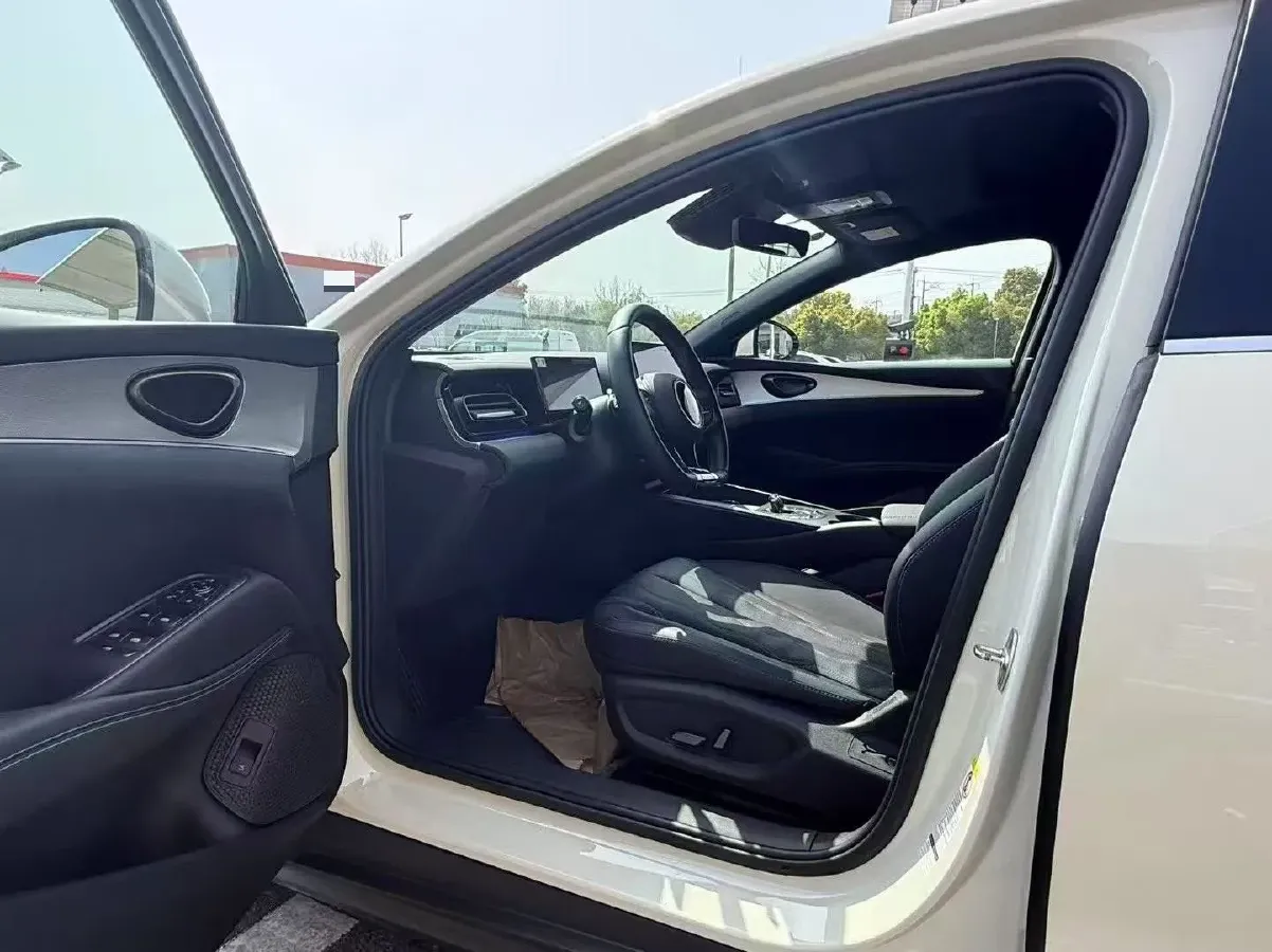 2025 BYD Seal 06 1.5L 101HP L4 E-CVT PHEV 15.87KWH,autocango,china used car exporter,china ev exporter,chinese used car exporter,chinese used ev exporter