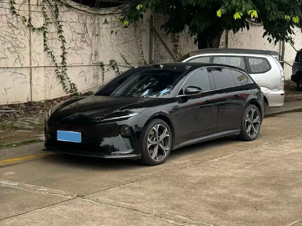 2024 NIO ET5T BEV 75KWH,autocango,china used car exporter,china ev exporter,chinese used car exporter,chinese used ev exporter