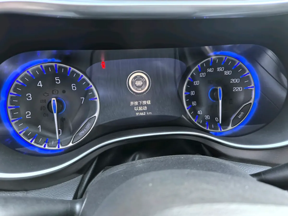 2017 Chrysler Pacifica 3.6L 279HP V6 9AT,autocango,china used car exporter,china ev exporter,chinese used car exporter,chinese used ev exporter