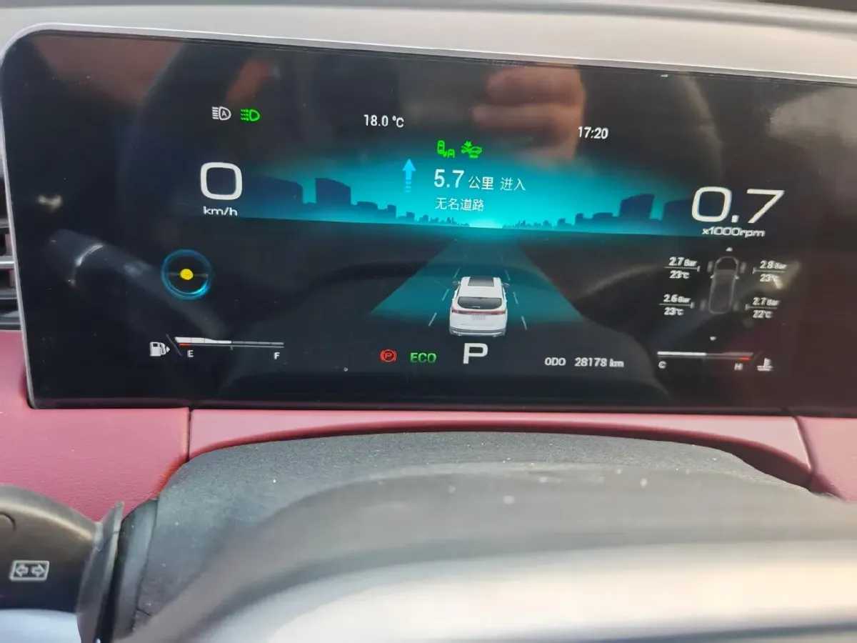 2023 Jetour X70 PRO 1.6T 197HP L4 7DCT,autocango,china used car exporter,china ev exporter,chinese used car exporter,chinese used ev exporter