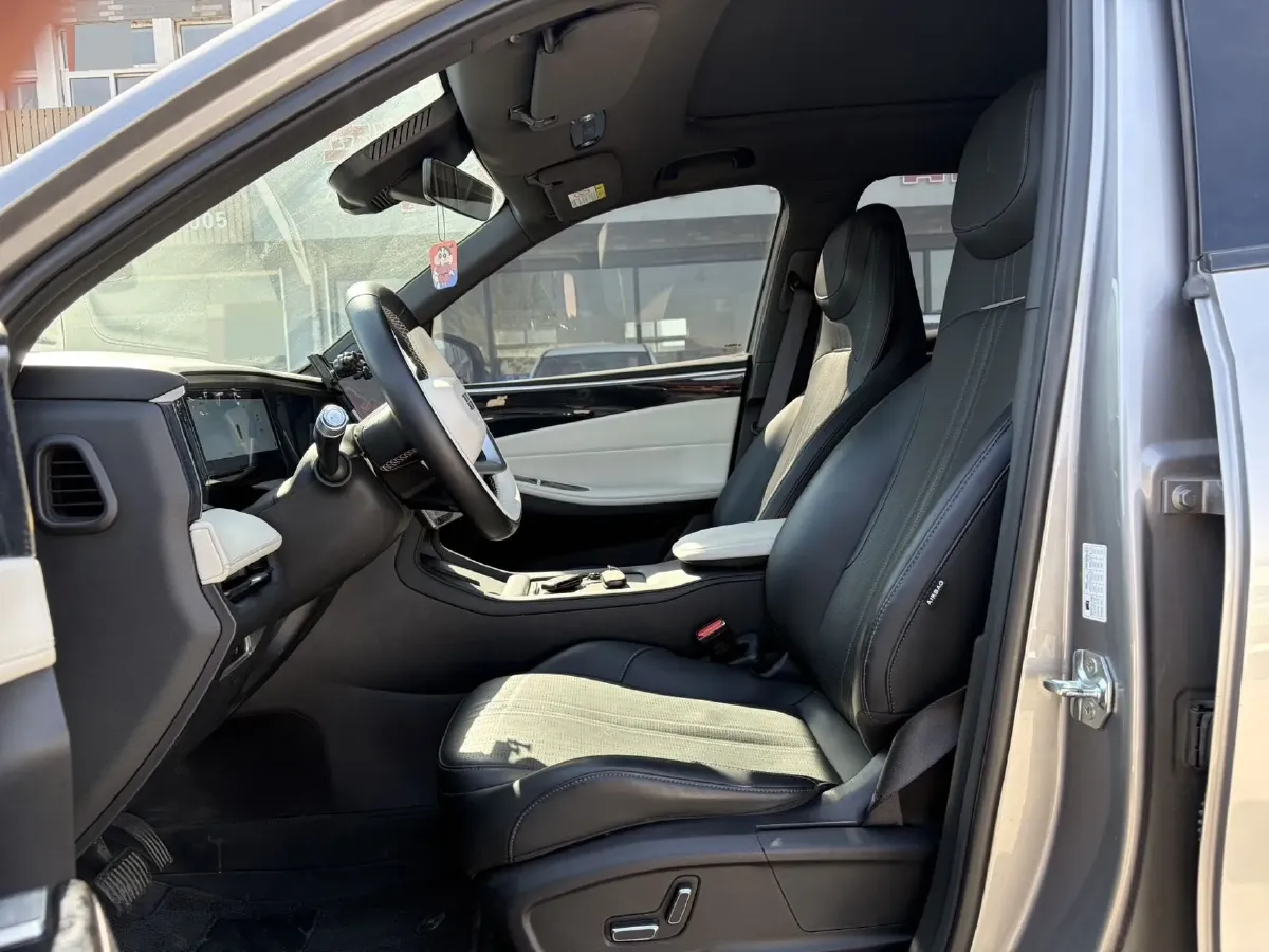 2024 Geely Galaxy L7 1.5T 163HP L4 3DHT PHEV 18.7KWH,autocango,china used car exporter,china ev exporter,chinese used car exporter,chinese used ev exporter
