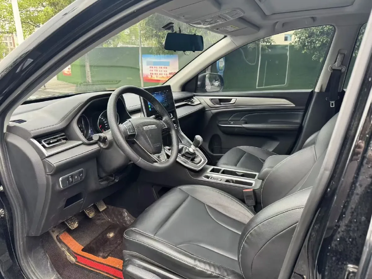2023 Haval M6 1.5T 150HP L4 6MT,autocango,china used car exporter,china ev exporter,chinese used car exporter,chinese used ev exporter