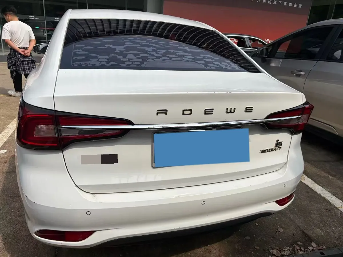 2020 Roewe i5 1.5L 120HP L4 CVT,autocango,china used car exporter,china ev exporter,chinese used car exporter,chinese used ev exporter